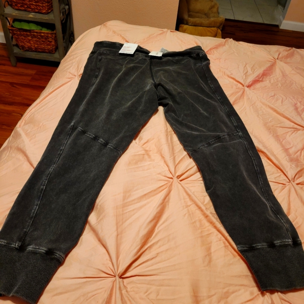 Tommy Hilfiger 2X high rise full length joggers